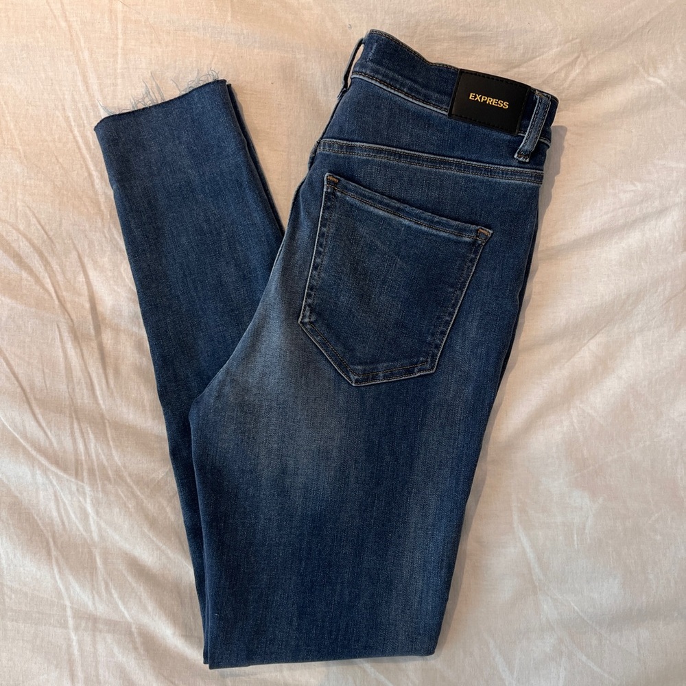 Express Women's Skinny Blue Jeans Size 8